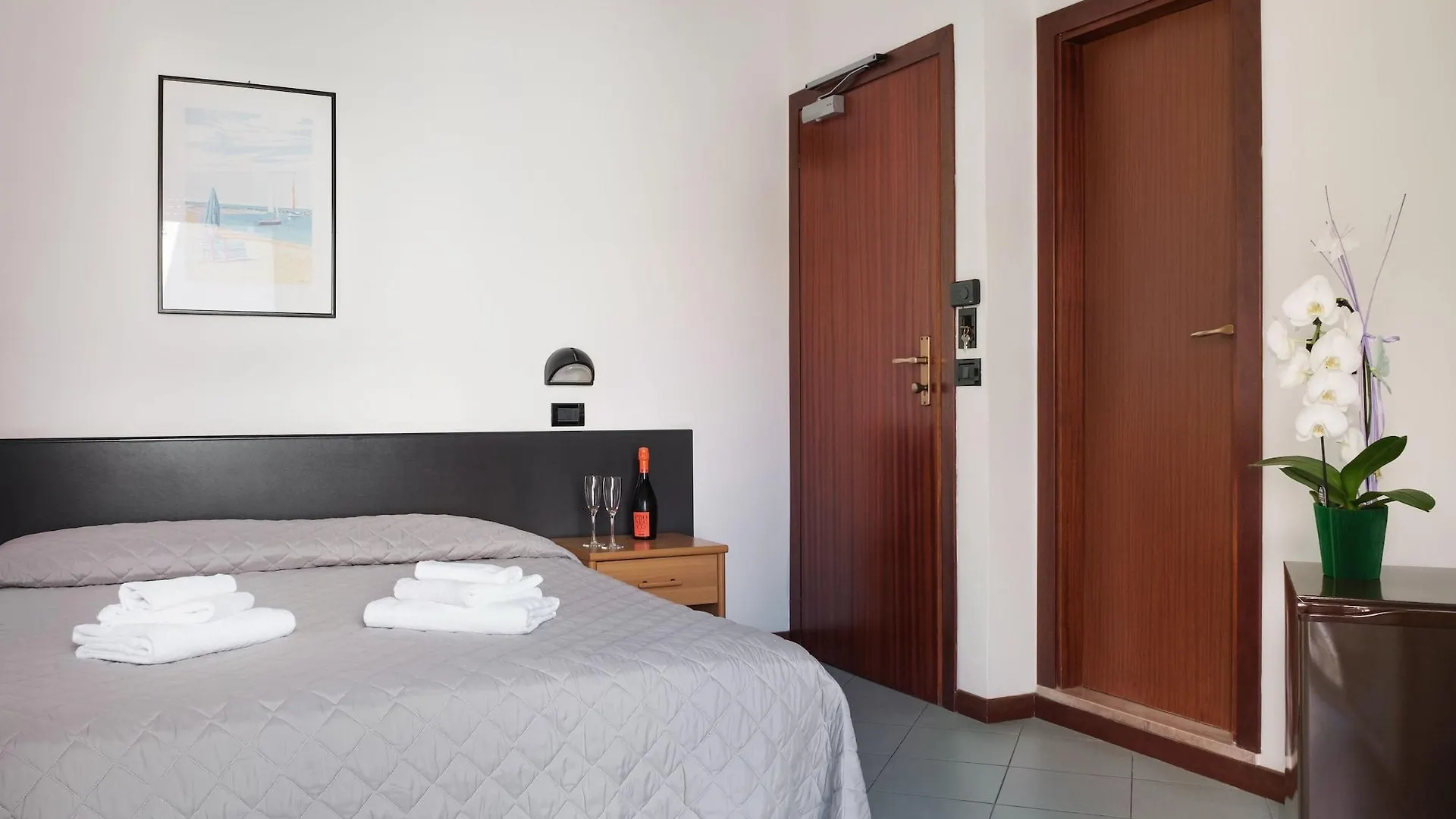 Hotel St Pierre Rimini 3*,  Italy